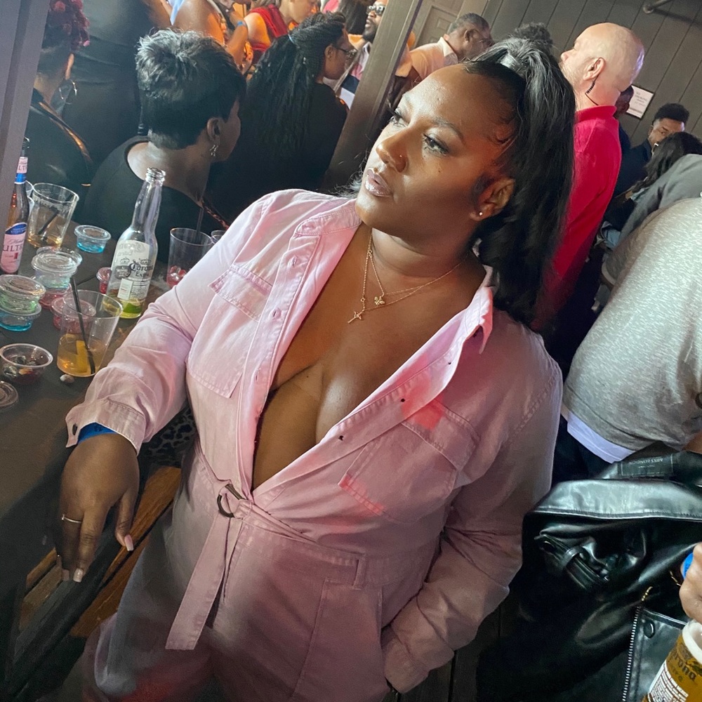 Meet your Posher, Jasmine